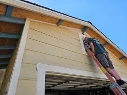 How To Choose The Right Materials for Your Siding Installation in 'San Leon, TX